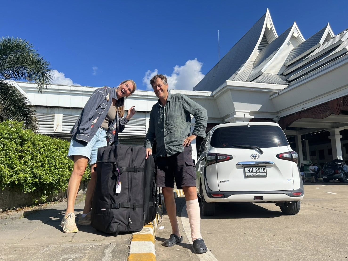 When private van service is better than standard route transfers